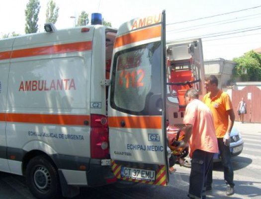 Minoră de 17 ani, accidentată pe trecerea de pietoni, pe Dezrobirii